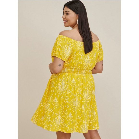 Torrid Yellow Mini Lenny Smocked Off-Shoulder Dress - 6/6X - Picture 3 of 13